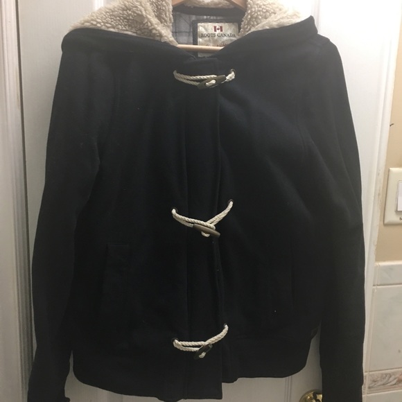 Roots Heavy Winter Sweater with Fleeced Hood - Picture 3 of 6